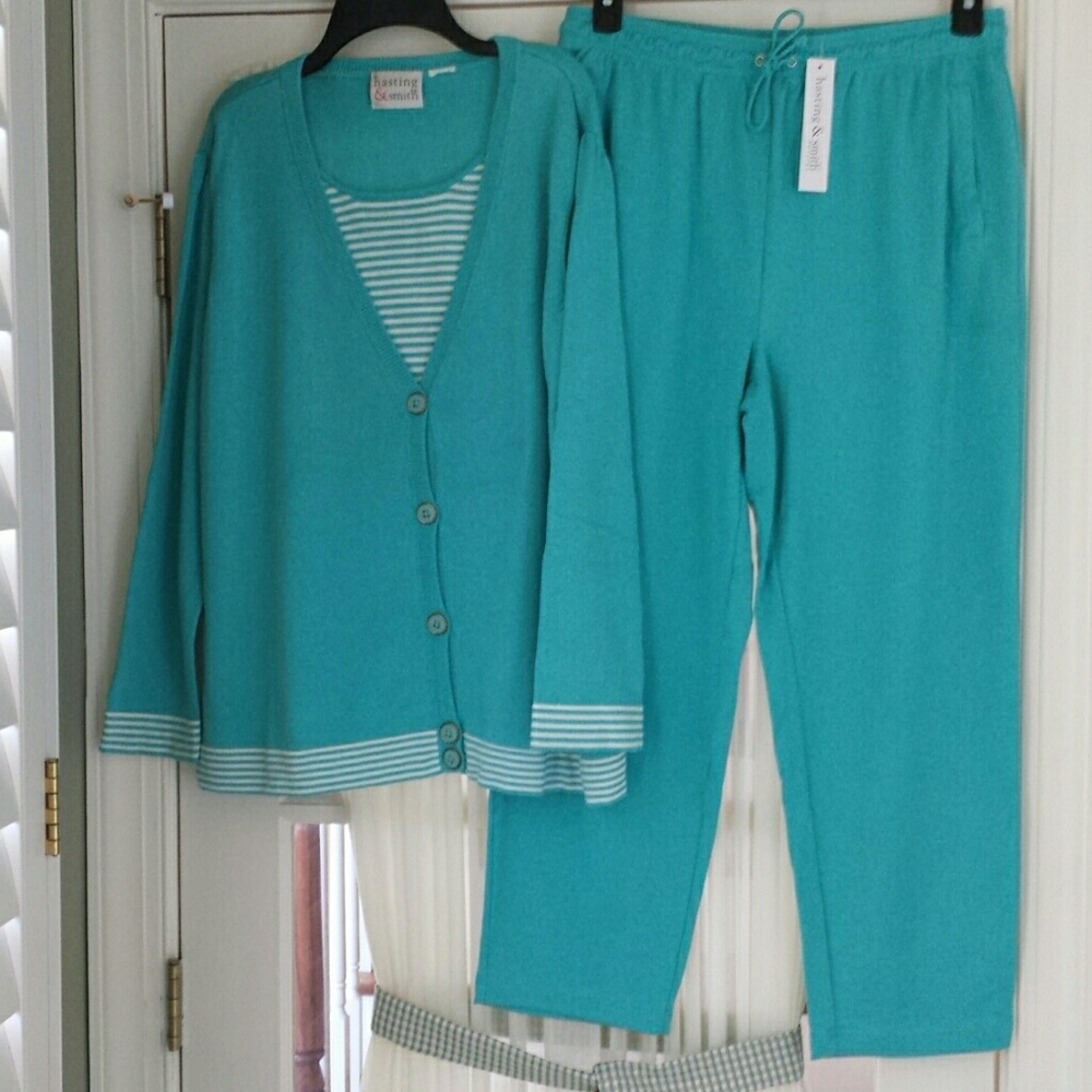 New Hasting and Smith Petite turqoise cardigan set